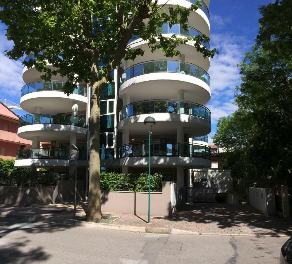Skyresidence Lignano Sabbiadoro Exterior foto